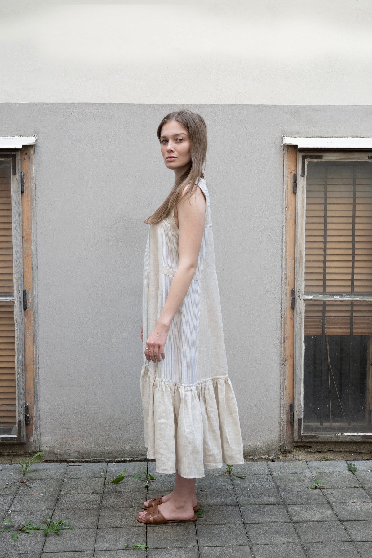 ENID DRESS IN LINEN STRIPE